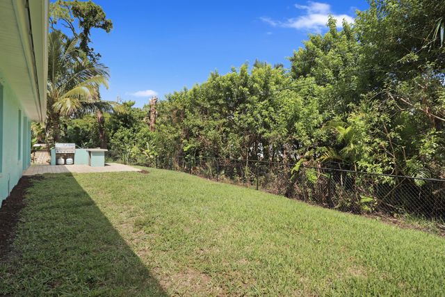 3013 SE Jefferson Street, Stuart, FL 34997