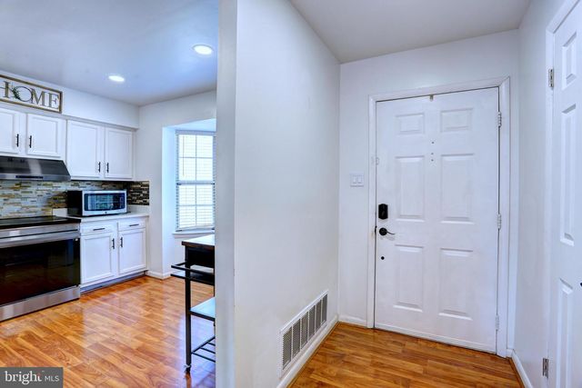 8239 LONDONDERRY CT, Laurel, MD 20707
