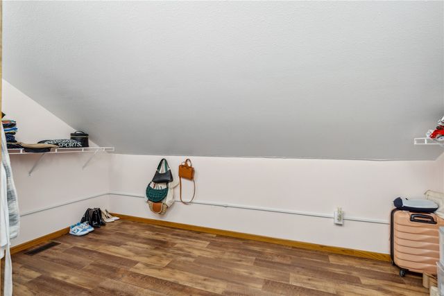 189 Stephans St, Tiffin, IA 52340