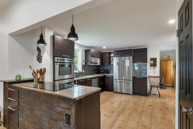 29 Ayles Court, Franklin, NH 03235