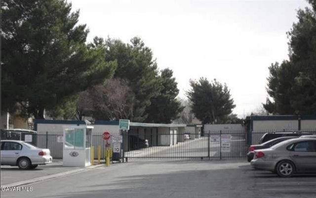 44460 E 15th Street Apt 3, Lancaster, CA 93535