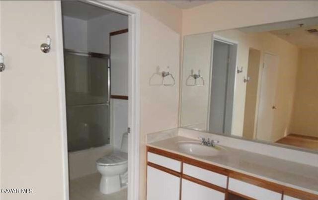 44460 E 15th Street Apt 3, Lancaster, CA 93535