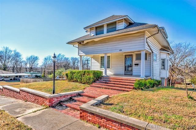 110 S Hickory Street, Nowata, OK 74048