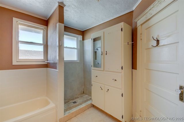 110 S Hickory Street, Nowata, OK 74048