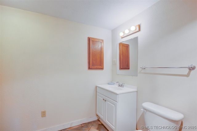 110 S Hickory Street, Nowata, OK 74048