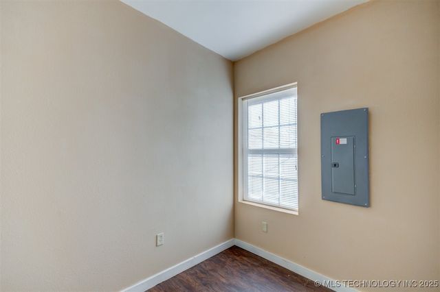 110 S Hickory Street, Nowata, OK 74048