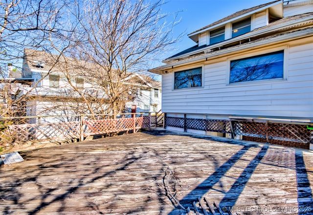 110 S Hickory Street, Nowata, OK 74048