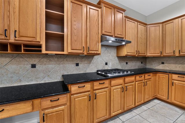 12009 Cedar Creek Drive, Pearland, TX 77584