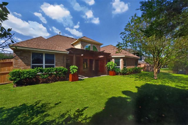 12009 Cedar Creek Drive, Pearland, TX 77584