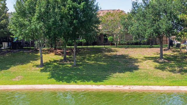 12009 Cedar Creek Drive, Pearland, TX 77584