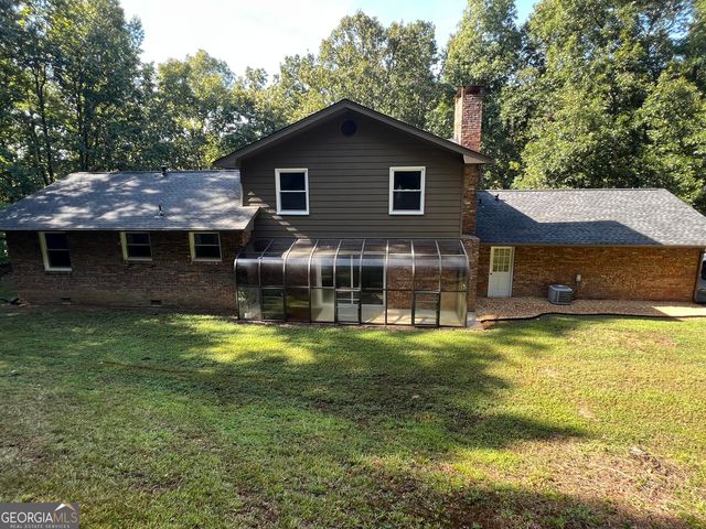 203 Woodland Drive, Calhoun, GA 30701