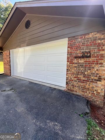 203 Woodland Drive, Calhoun, GA 30701