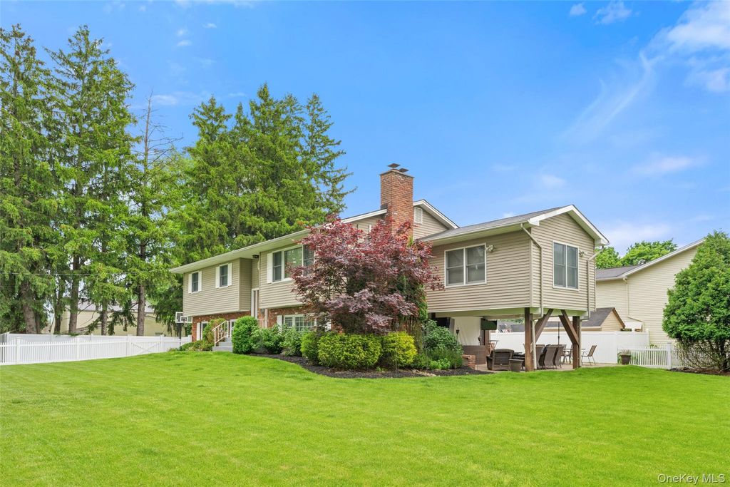 1 Sherwood Road, Congers, NY 10920 — exterior