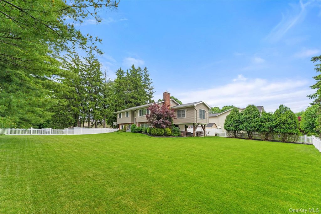 1 Sherwood Road, Congers, NY 10920 — photo 5