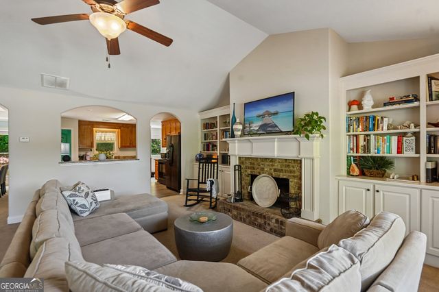 2333 Springside Drive, Winder, GA 30680