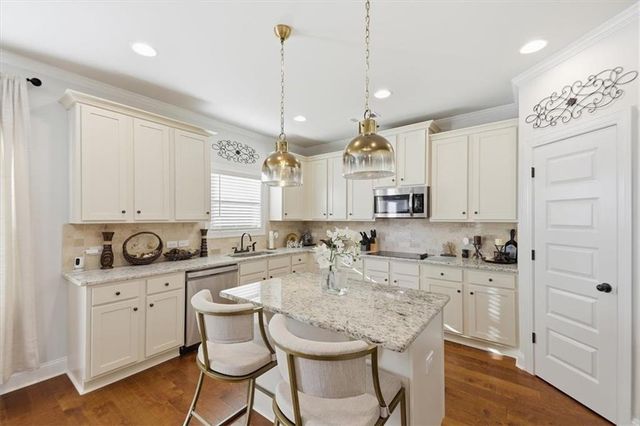 269 Baumgard Way, Locust Grove, GA 30248