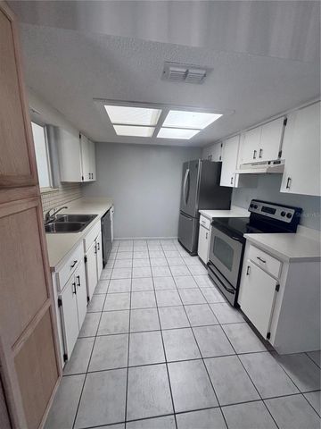 8947 SW 108TH PLACE, Ocala, FL 34481