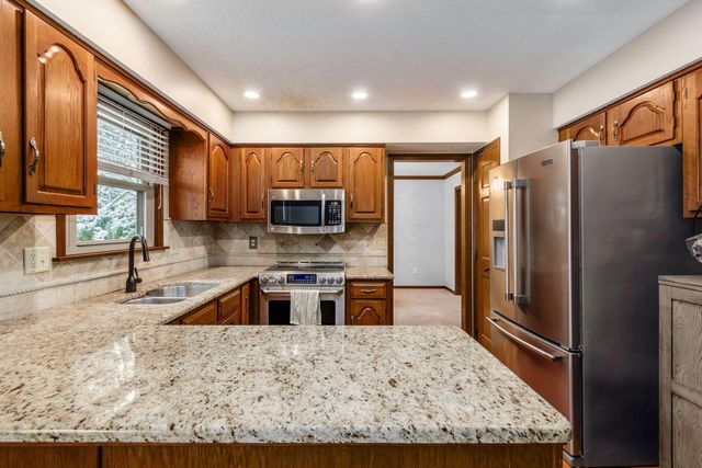 650 Greenwood Place, Columbus, OH 43213