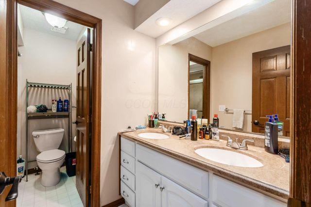 650 Greenwood Place, Columbus, OH 43213