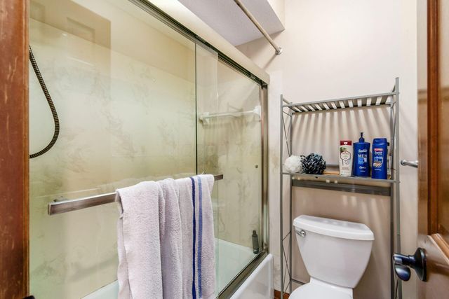 650 Greenwood Place, Columbus, OH 43213