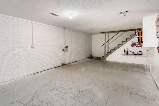 650 Greenwood Place, Columbus, OH 43213