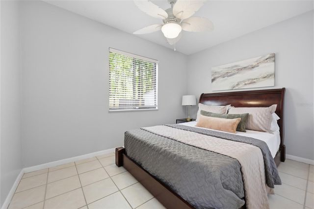 8434 NW 42ND CIRCLE, Gainesville, FL 32653