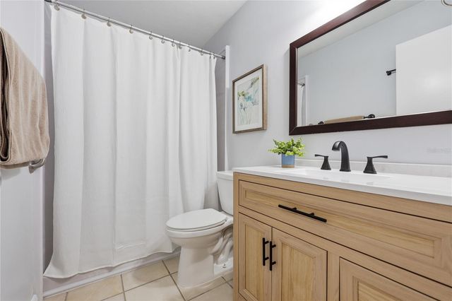 8434 NW 42ND CIRCLE, Gainesville, FL 32653