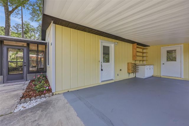 8434 NW 42ND CIRCLE, Gainesville, FL 32653