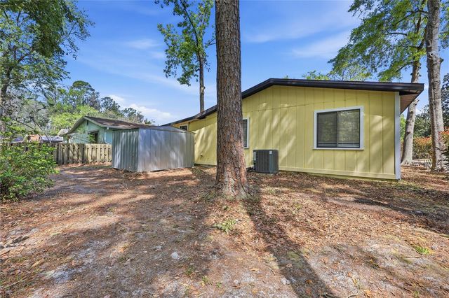 8434 NW 42ND CIRCLE, Gainesville, FL 32653