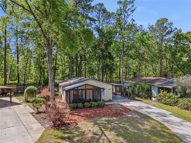 8434 NW 42ND CIRCLE, Gainesville, FL 32653