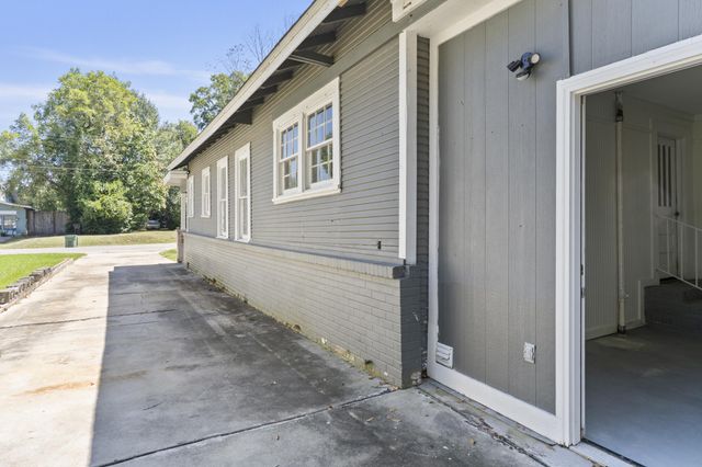 113 S 12th Ave., Hattiesburg, MS 39401