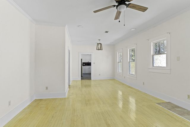 113 S 12th Ave., Hattiesburg, MS 39401