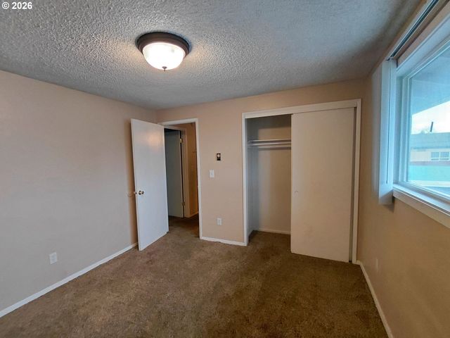 2326 G St, Washougal, WA 98671