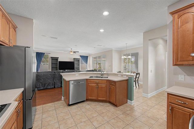 2535 CROSS MORE STREET, Valrico, FL 33594