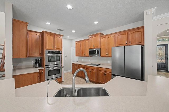 2535 CROSS MORE STREET, Valrico, FL 33594