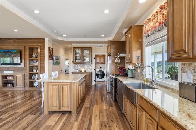 46430 De Portola Road, Temecula, CA 92592