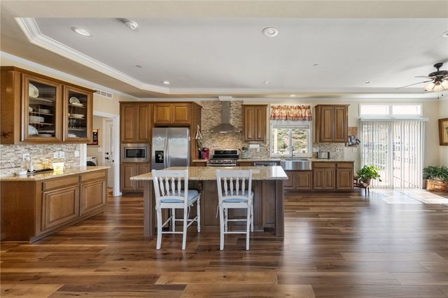 46430 De Portola Road, Temecula, CA 92592