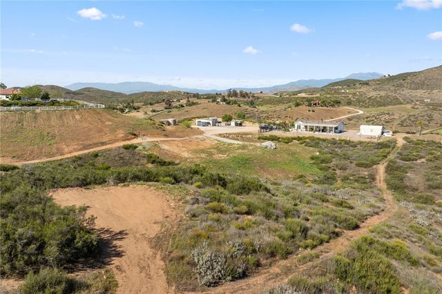 46430 De Portola Road, Temecula, CA 92592