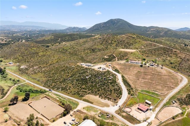 46430 De Portola Road, Temecula, CA 92592