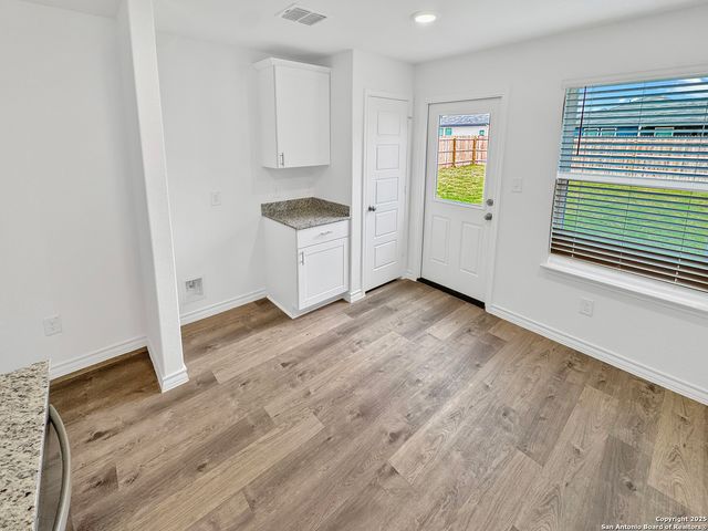 863 Bluegrass Point, New Braunfels, TX 78130