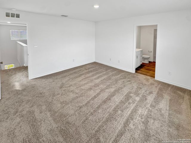 863 Bluegrass Point, New Braunfels, TX 78130