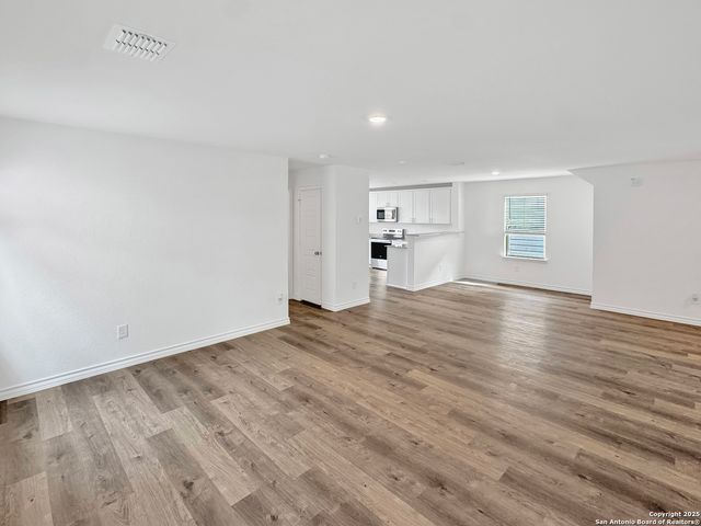 863 Bluegrass Point, New Braunfels, TX 78130