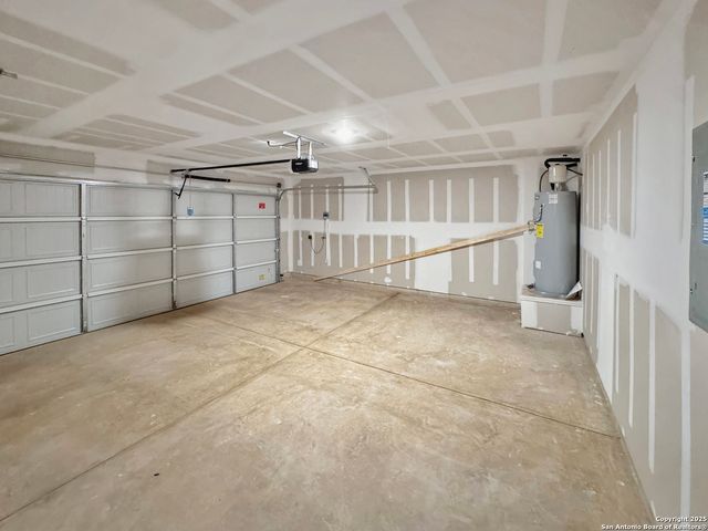 863 Bluegrass Point, New Braunfels, TX 78130