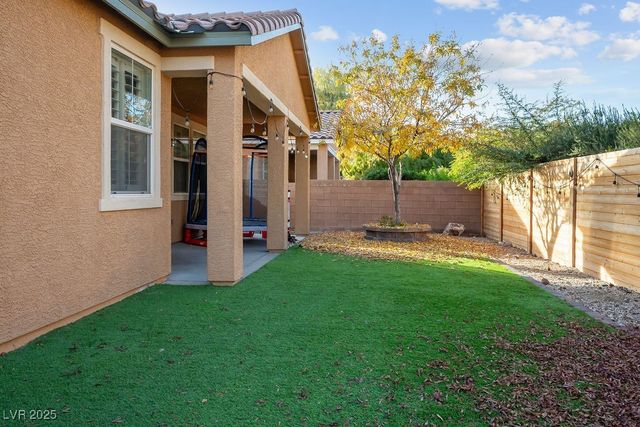 3128 Giverny Bridge Avenue, Henderson, NV 89044