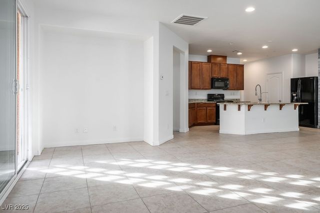 3128 Giverny Bridge Avenue, Henderson, NV 89044