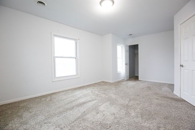 529 E McKenney Street, Dixon, IL 61021