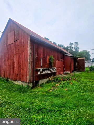 235 S BALTIMORE ST, Dillsburg, PA 17019