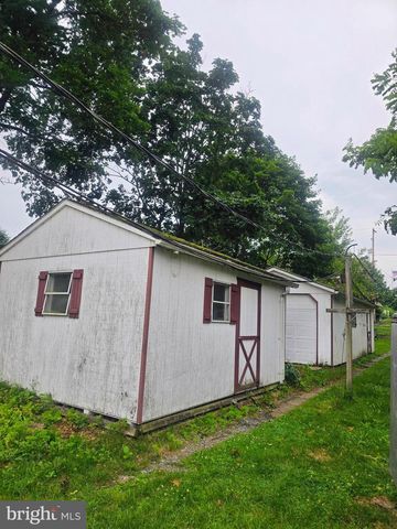 235 S BALTIMORE ST, Dillsburg, PA 17019