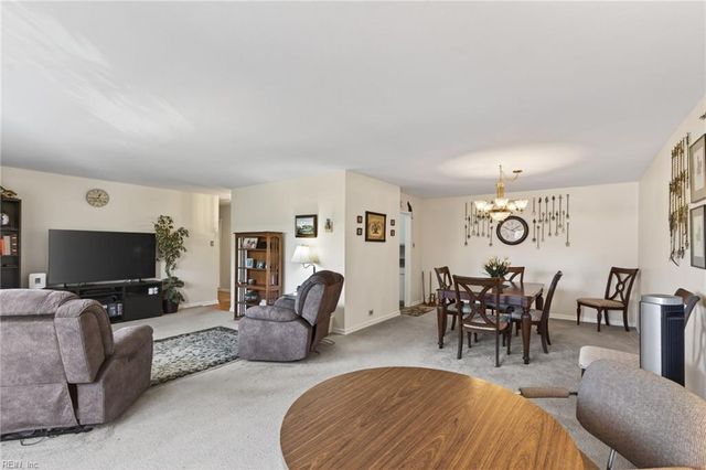 7320 Glenroie Ave Apt 3E, Norfolk, VA 23505