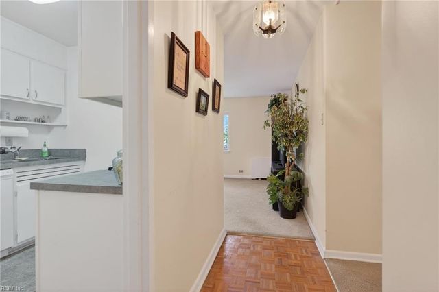 7320 Glenroie Ave Apt 3E, Norfolk, VA 23505